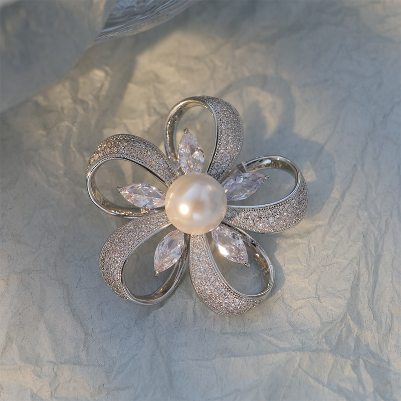 เข็มกลัด เข็มกลัดสวยๆ เข็มกลัดติดเสื้อ Brooch
