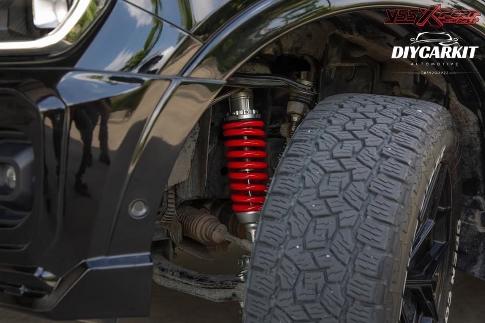 โช้คอัพรถยนต์+สปริง MONOTUBE YSS รุ่น X-PERT สำหรับ FORD EVEREST NEXTGEN 2022 ขึ้นไป