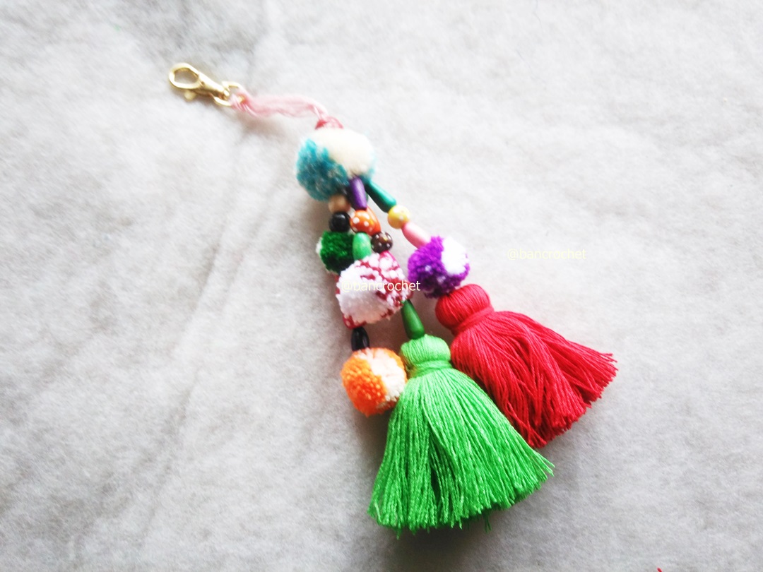 Bancrochet พวงกญแจพู่แขวนกระเป๋า Tassel keychains หลากสี 7 นิ้ว (inch)
