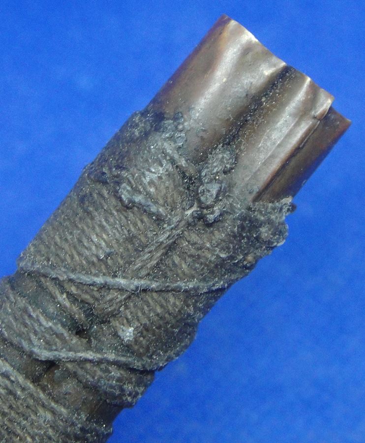 ตะกรุดสาลิกาคู่ เนื้อทองแดง