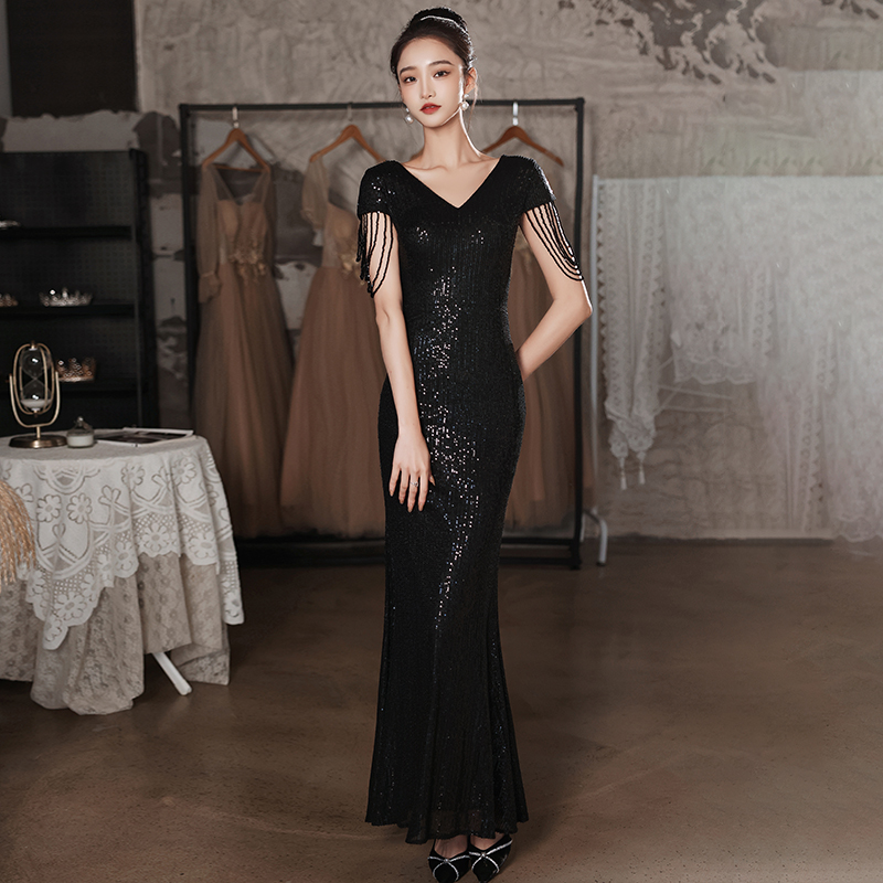 ชุดราตรี ชุดราตรีสวยหรู แบบ ทันสมัย Evening dress