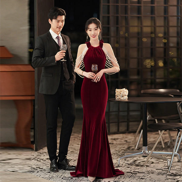 ชุดราตรี ชุดออกงาน ดีไซน์หรู แบรนด์ Angel