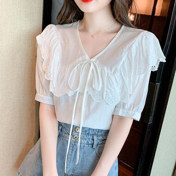 เสื้อลูกไม้ แขนสั้น
