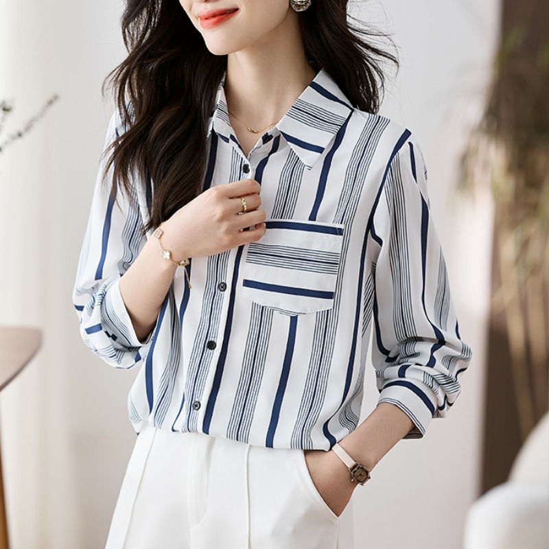 เสื้อเชิ้ตผู้หญิงแขนยาว เสื้อเชิ้ตผู้หญิงใส่ทํางาน 390 บาทต่อชิ้น ฟรีค่าจัดส่ง