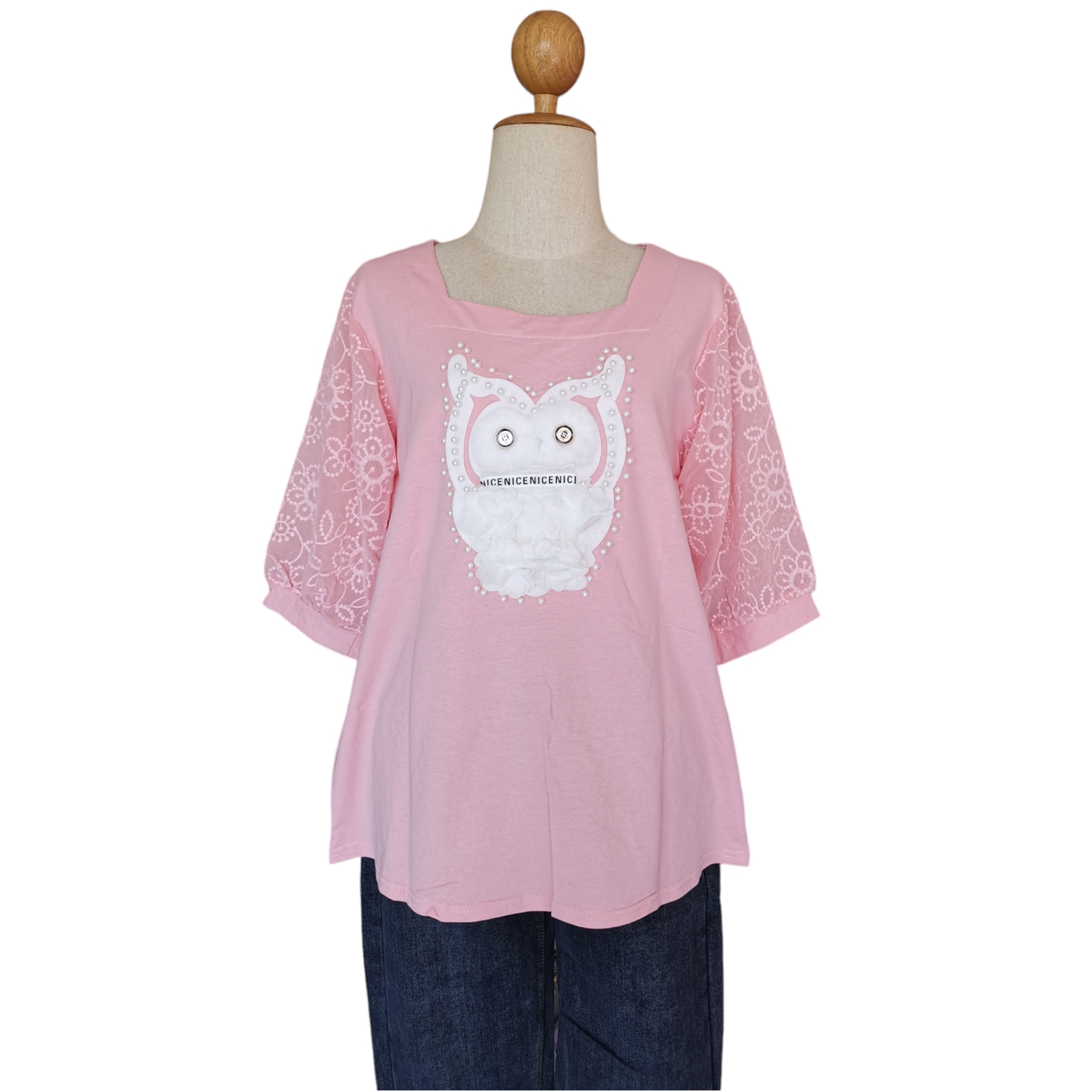 Blouse3864 เสื้อยืดแฟชั่นสาวอวบแขนชีฟองลูกไม้ แต่งลายนกฮูกน่ารัก งานแต่งอะไหล่แน่นๆ จัดเต็ม ผ้าคอตตอนบอดี้สูทเนื้อดีหนานุ่มเด้งมีน้ำหนักยืดหยุ่นสูงใส่สบาย งานน่ารักโทนสีพาสเทล