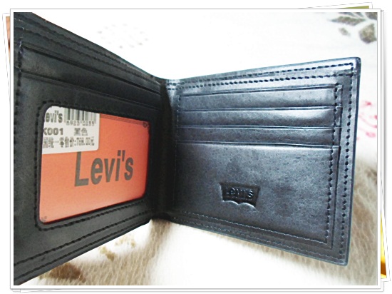 กระเป๋าสตางค์ผู้ชาย Levis หนังแท้สีดำ Le10314