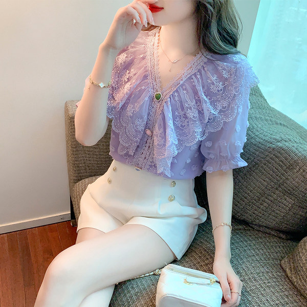 เสื้อลูกไม้ แขนสั้น