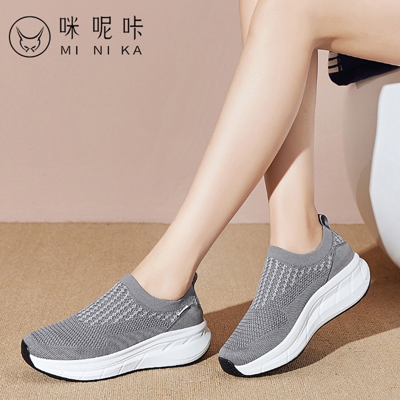 รองเท้าผ้าใบ รองเท้าลำลอง รองเท้าผ้าใบลำลอง รองเท้าแฟชั่นแบบสวม Slipper Shop