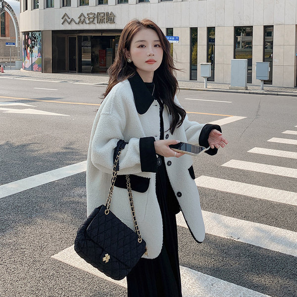 เสื้อโค้ท เสื้อโค้ทกันหนาว เสื้อโค้ทใส่เที่ยวต่างประเทศ ยี่ห้อ: Qianziqian