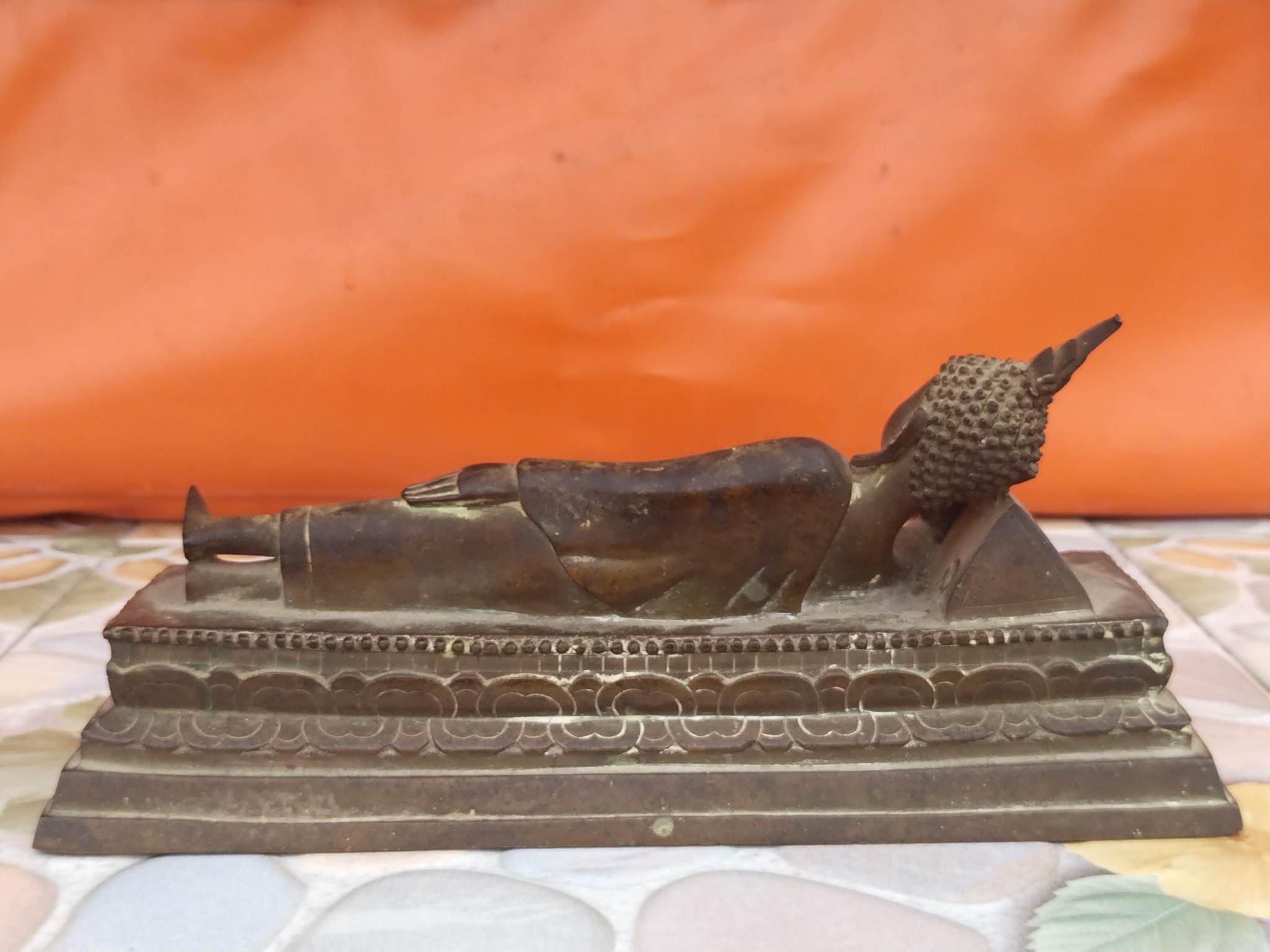 พระรัชกาล ปางไสยาสน์