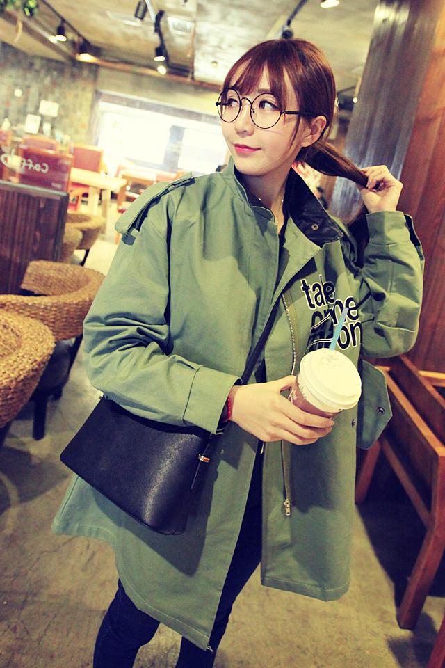 งานขายตามสภาพ ราคาพิเศษ ไม่รับเปลียนหรือคืน เสื้อคลุมสไตล์เกาหลี งานตามแบบ ผ้าเนื้อด้านบาง