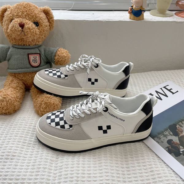รองเท้าผ้าใบแฟชั่นผู้หญิง ใส่สบาย มีขนาด 35-40