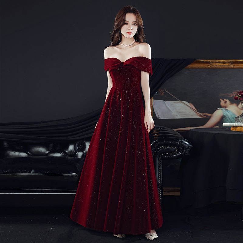 ชุดราตรี ชุดราตรีสวยหรู แบบ ทันสมัย Evening dress