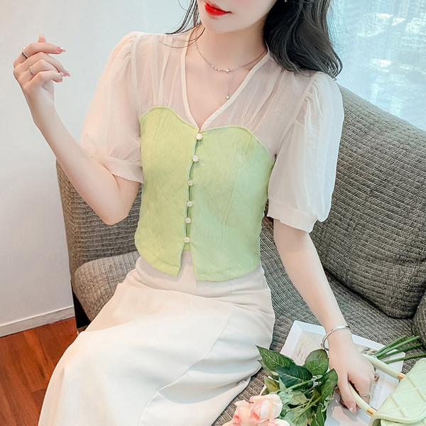 เสื้อเชิ้ตแขนยาววัยรุ่น ลายสวยๆ แบรนด์ YIL AN