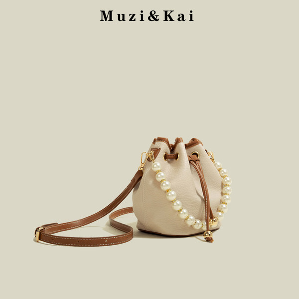 กระเป๋าสะพายข้างผู้หญิง กระเป๋าสะพายสไตล์เกาหลี By Muzi&Kai