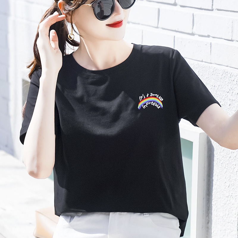 เสื้อยืดวัยรุ่น เสื้อยืดผู้หญิง