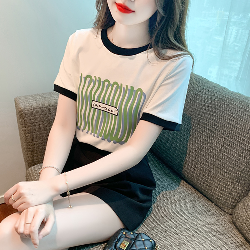เสื้อเชิ้ตผู้หญิงใส่ทํางาน 390 บาทต่อชิ้น ฟรีค่าจัดส่ง
