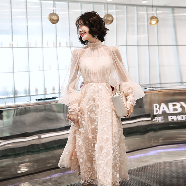 ชุดราตรี ชุดราตรีสวยหรู แบบ ทันสมัย Evening dress