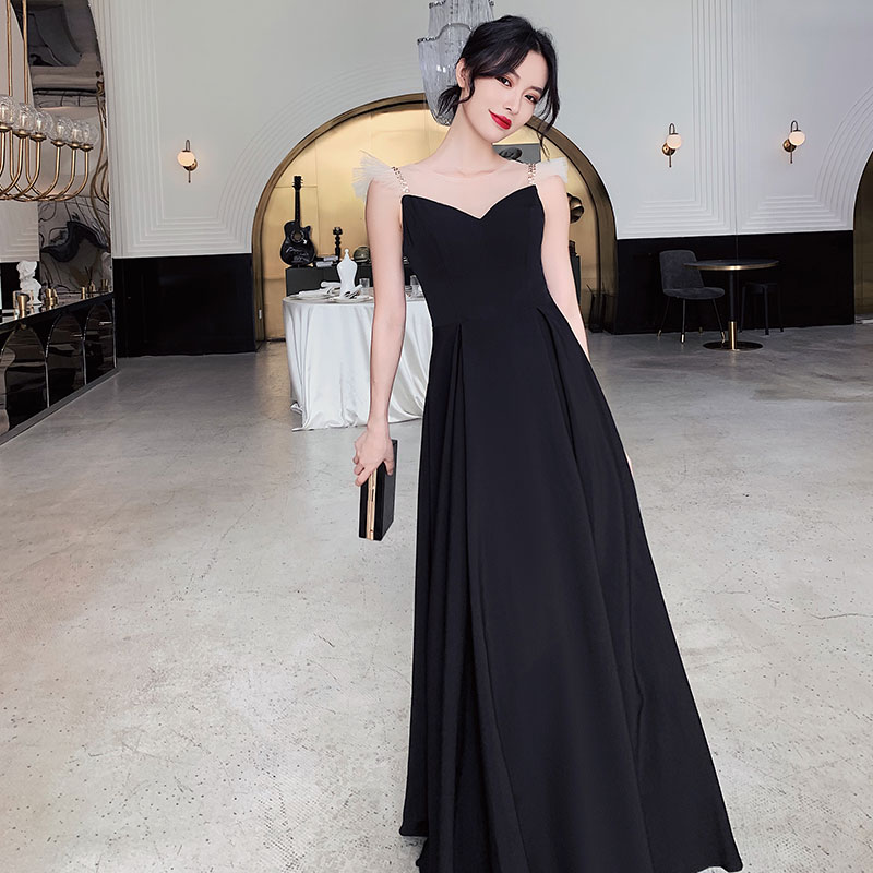 ชุดราตรี ชุดราตรีสวยหรู แบบ ทันสมัย Evening dress