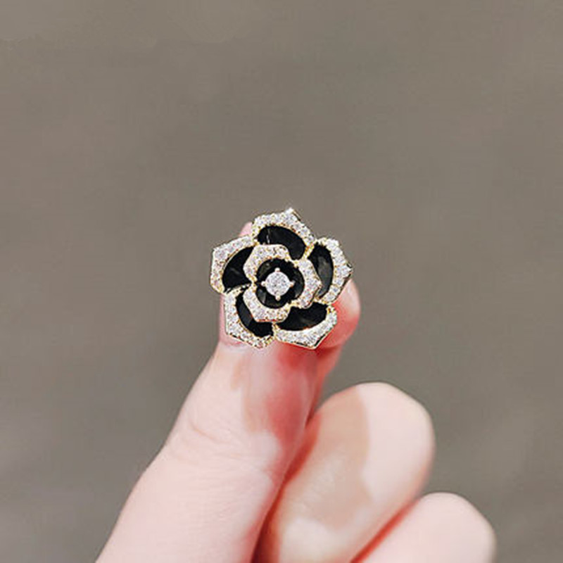 เข็มกลัด เข็มกลัดสวยๆ เข็มกลัดติดเสื้อ Brooch