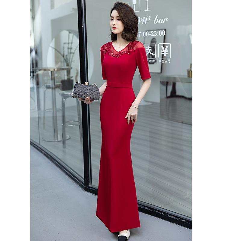 ชุดราตรี ชุดราตรีสวยหรู แบบ ทันสมัย Evening dress