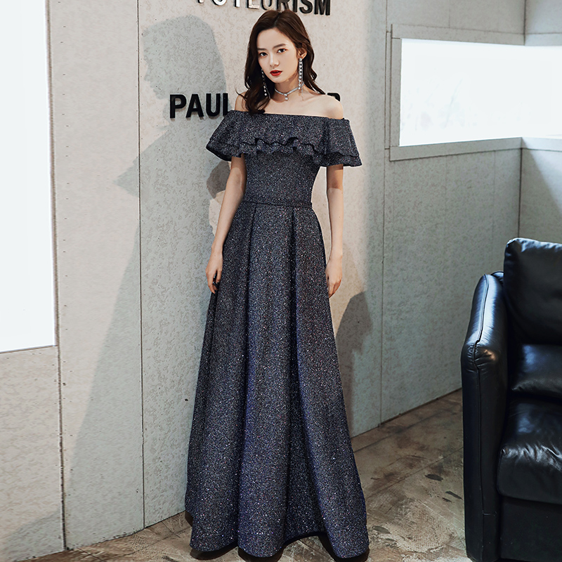 ชุดราตรี ชุดราตรีสวยหรู แบบ ทันสมัย Evening dress
