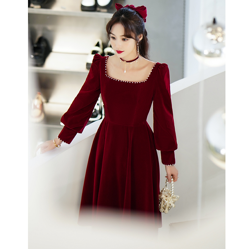 ชุดราตรี ชุดราตรีสวยหรู แบบ ทันสมัย Evening dress