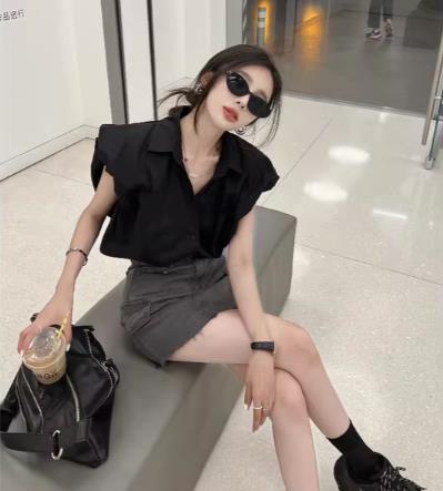 เสื้อสีดำสุภาพ เรียบหรู ดูดี เหมาะกับทุกโอกาส | เสื้อผู้หญิงสุภาพ