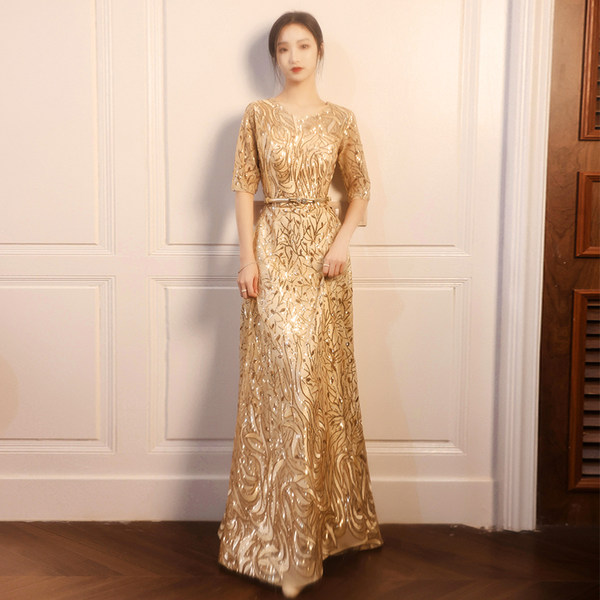ชุดราตรี ชุดราตรีสวยหรู แบบ ทันสมัย Evening dress
