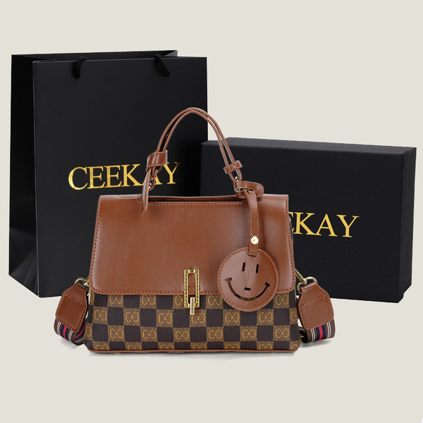 กระเป๋าสะพายข้างเกาหลี กระเป๋าผู้หญิงแบรนด์ CEEKEY