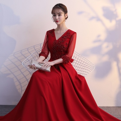 ชุดราตรี ชุดออกงาน ดีไซน์หรู