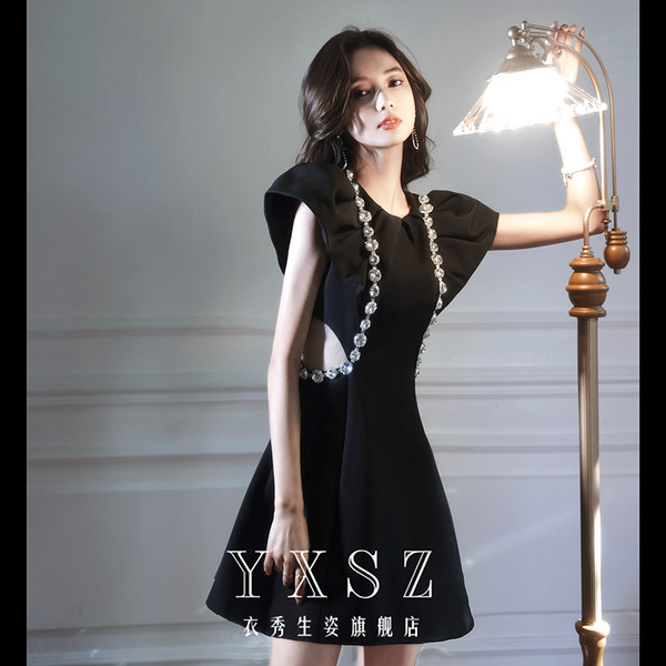 ชุดราตรี ชุดออกงาน ดีไซน์หรู แบรนด์ Angel