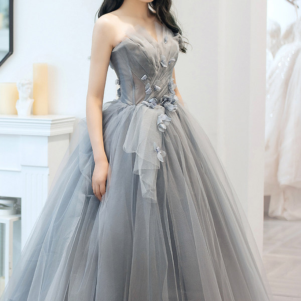 ชุดราตรี ชุดราตรีสวยหรู แบบ ทันสมัย Evening dress