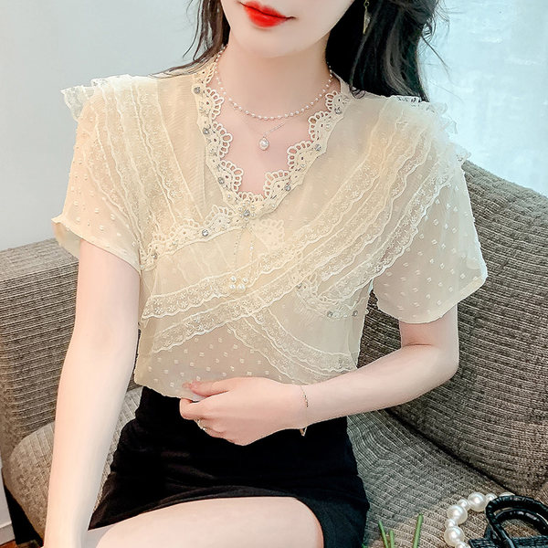 เสื้อลูกไม้ แขนสั้น