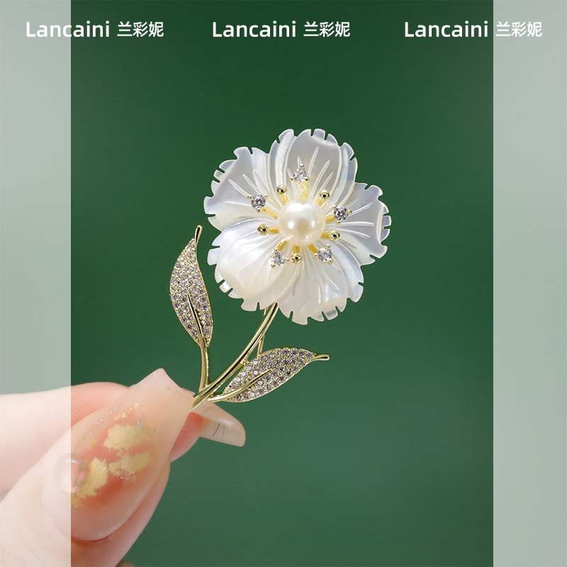 เข็มกลัด เข็มกลัดสวยๆ เข็มกลัดติดเสื้อ Brooch
