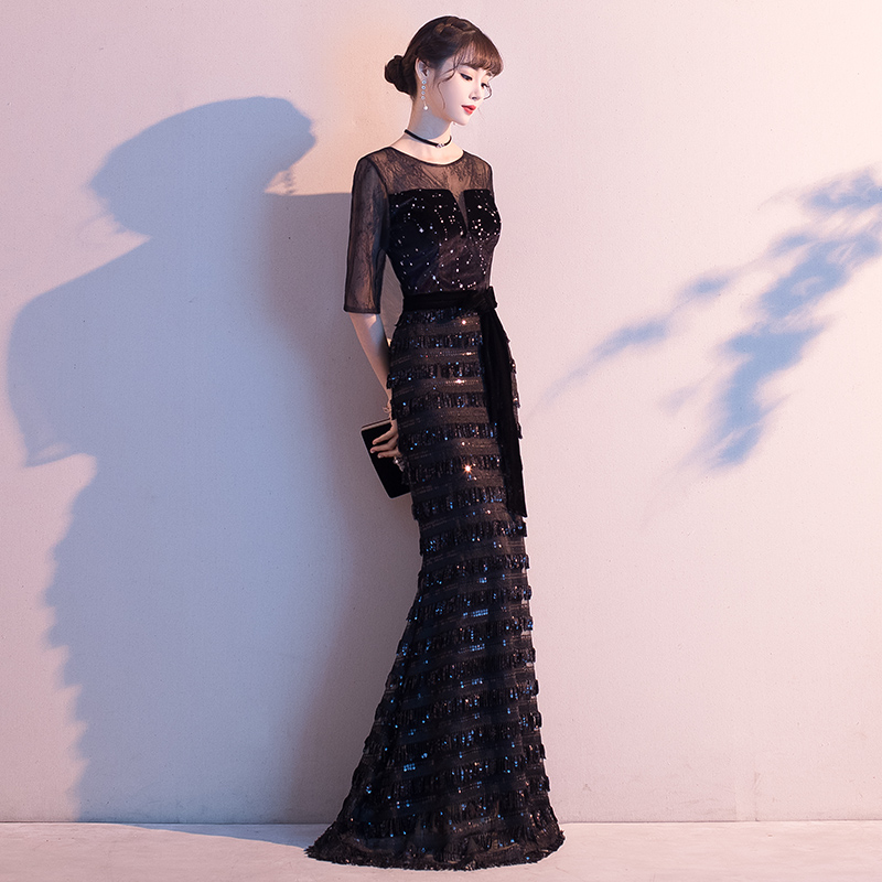ชุดราตรี ชุดราตรีสวยหรู แบบ ทันสมัย Evening dress
