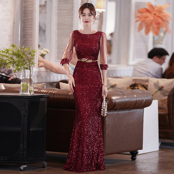 ชุดราตรี ชุดราตรีสวยหรู แบบ ทันสมัย Evening dress