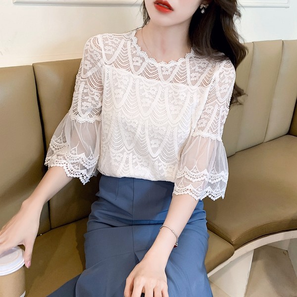เสื้อลูกไม้ แขนสั้น