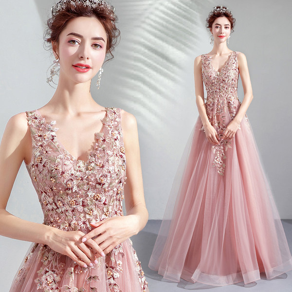 ชุดราตรี ชุดออกงาน ดีไซน์หรู แบรนด์ Angel