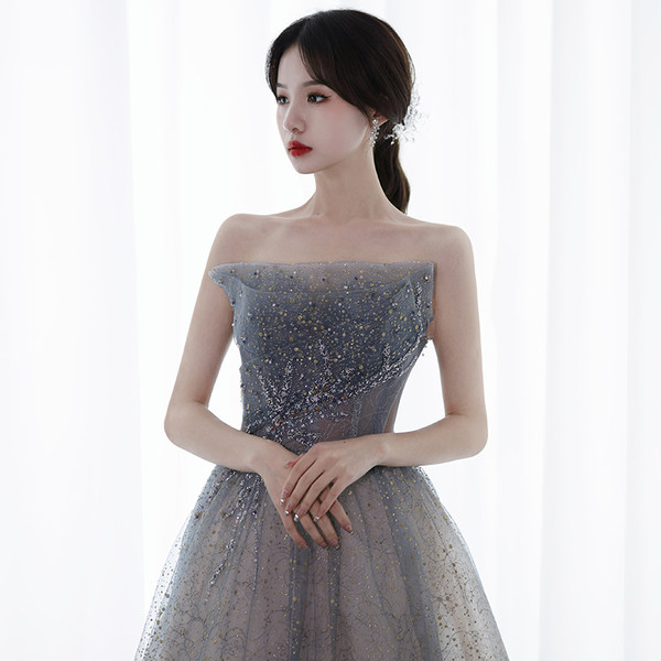 ชุดราตรี ชุดราตรีสวยหรู แบบ ทันสมัย Evening dress