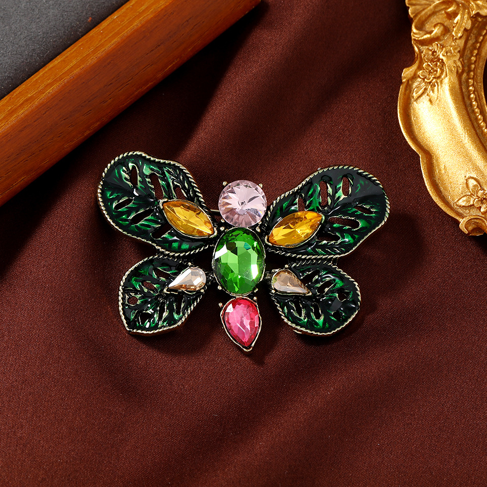 เข็มกลัด เข็มกลัดสวยๆ เข็มกลัดติดเสื้อ Brooch