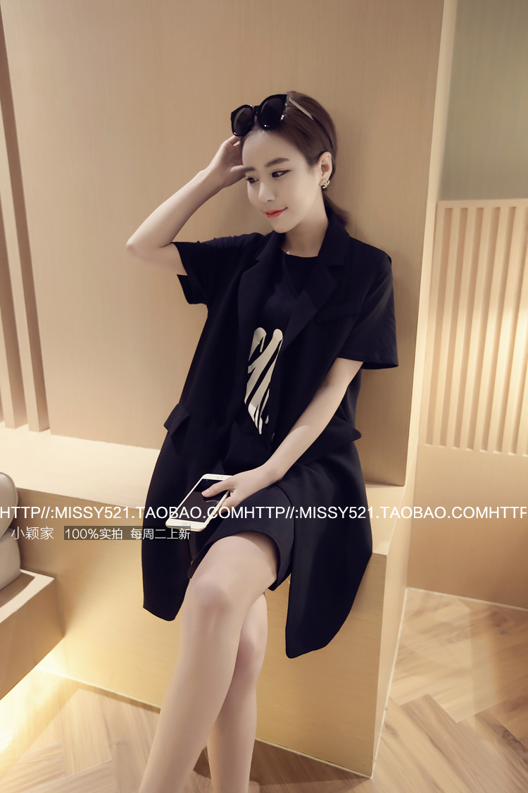 เสื้อคลุมแฟชั่นแขนกุด ตัวยาว เกาหลีมากๆ เรียกได้ว่างานดีแบบเก๋จ้า พร้อมส่งเลยน๊าา ดำ