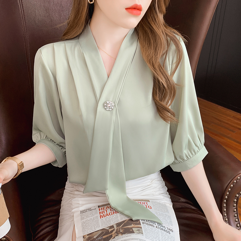 เสื้อเชิ้ตแขนยาววัยรุ่น ลายสวยๆ แบรนด์ YIL AN