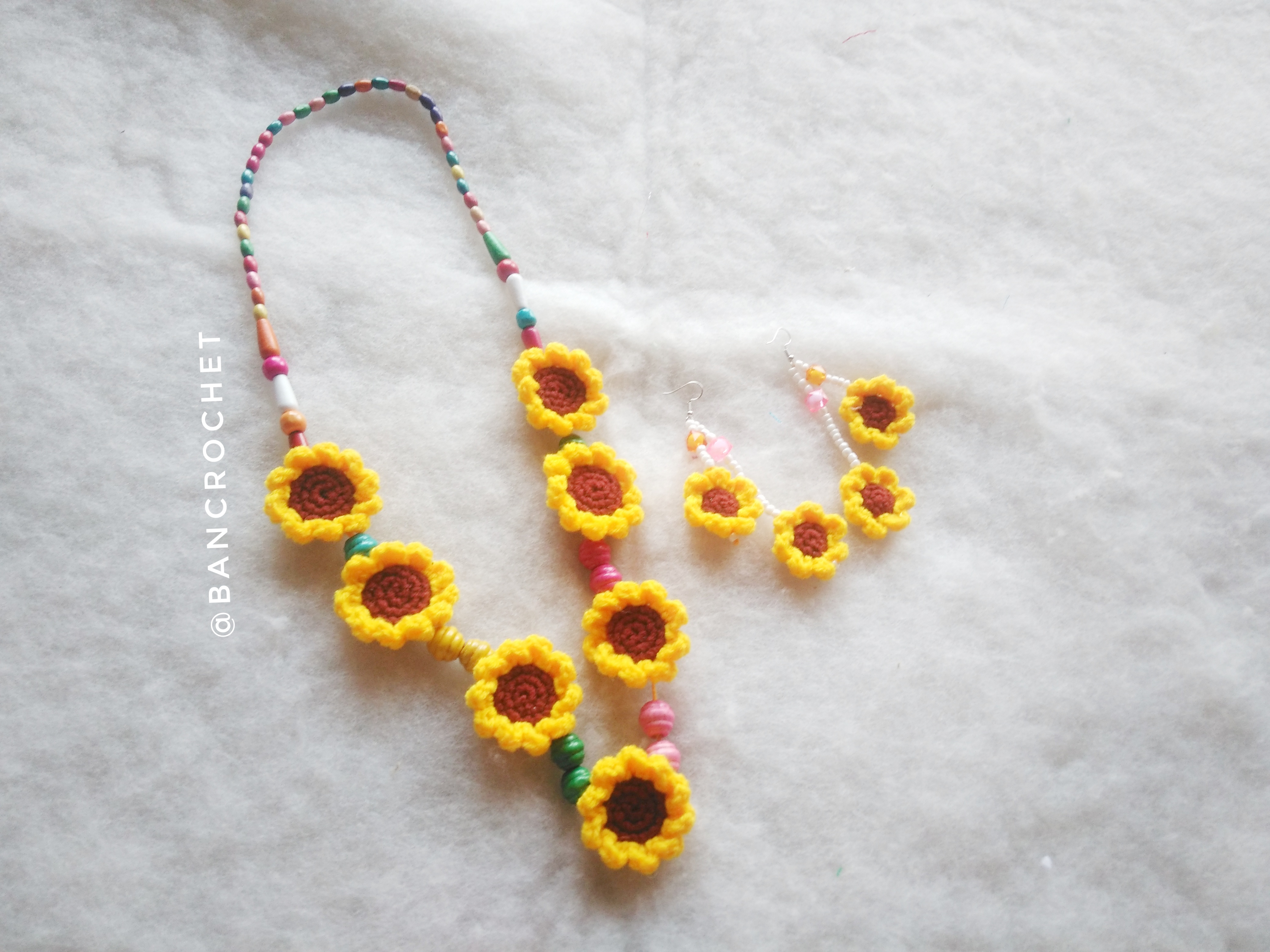 Bancrochet สร้อยคอุถักโครเชต์ necklace crochet สีเหลือง 16 นิ้ว
