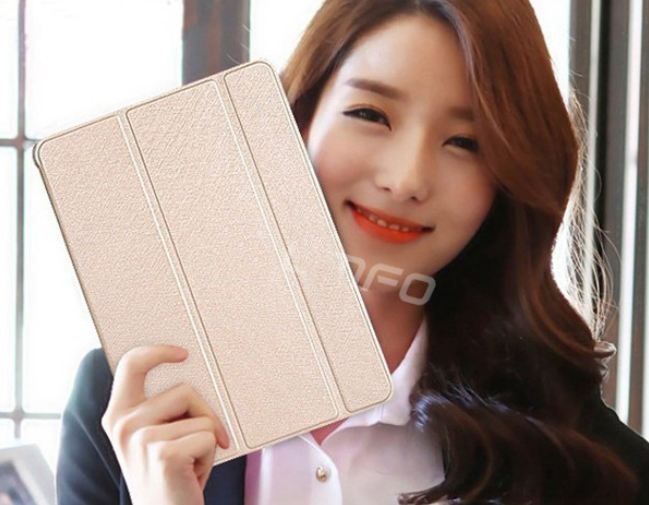 เคส Ipad mini แบบ Smart case สุดหรู 2 ชิ้น เคสแม่เหล็ก เปิดปิด อัตโนมัติ Auto Wake Up Sleep สีทอง บลัชออน ด้านหลังเป็น เคสใส โชว์เครื่อง 77054
