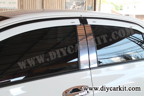 กันสาดประตูสีขาว แต่ง New Vios ปี 13-24