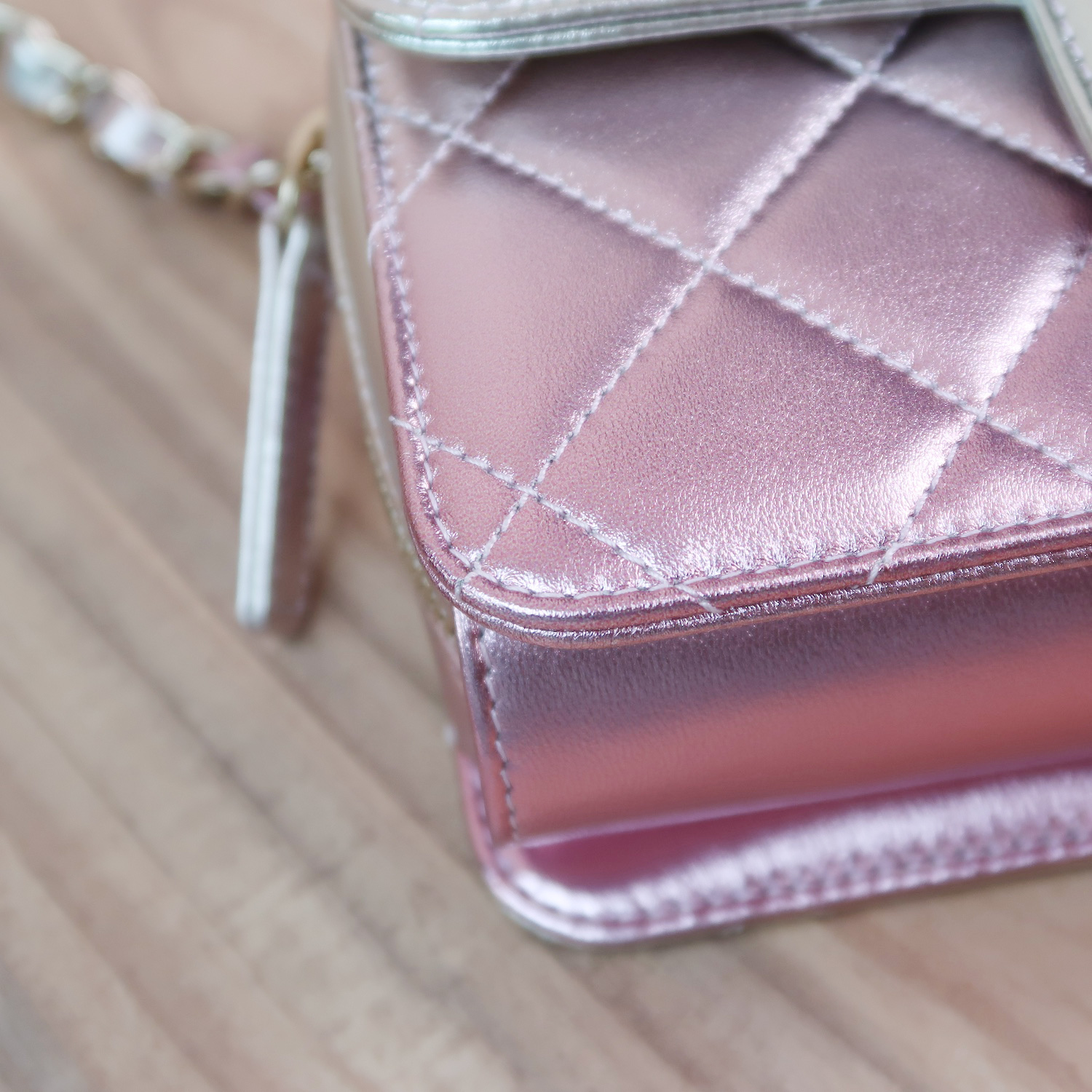 Chanel Rose Pink Metallic Lambskin Like A Wallet Flap GHW