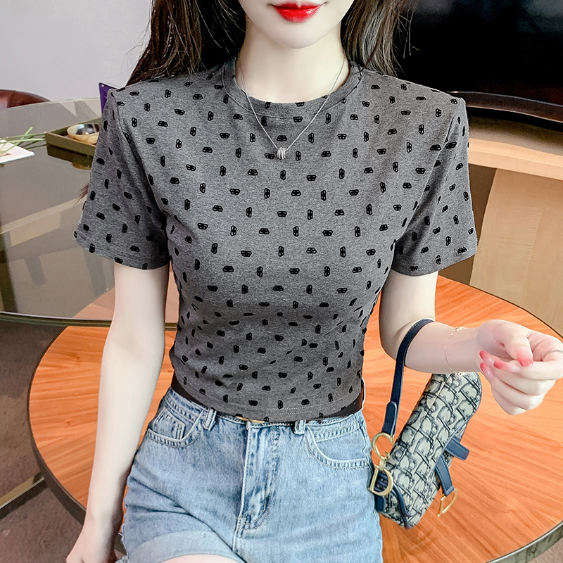 เสื้อผ้าวัยรุ่นเกาหลี เสื้อยืดวัยรุ่นผู้หญิง มีขนาด S M L XL