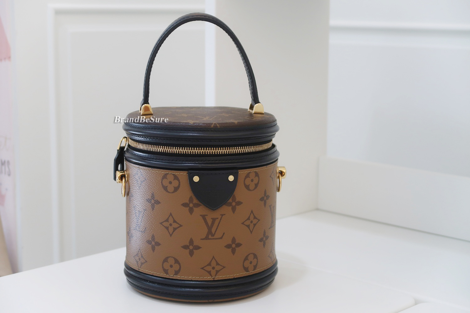 Louis Vuitton Monogram Reverse Cannes