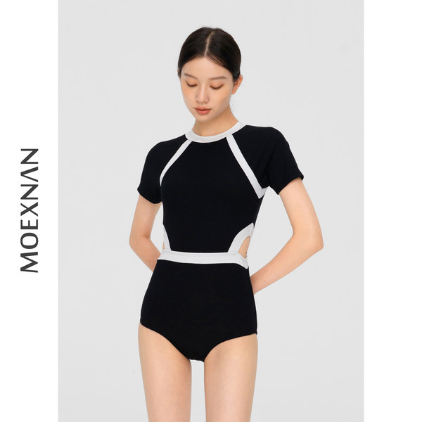 ชุดว่ายน้ำผู้หญิง ชุดว่ายน้ำน่ารัก Bikini ชุดไปทะเล